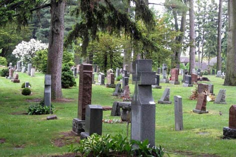 Photo of St. Mary's Cemetery on sunny day