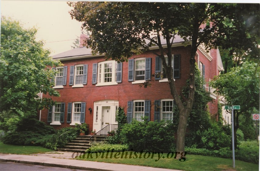 Patterson House (1843) - 19 Navy Street